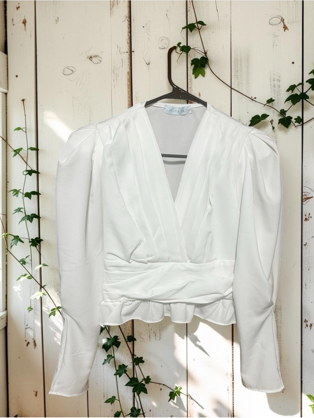 Mineral White Puff Sleeve Cottagecore Crop Top Blouse size small